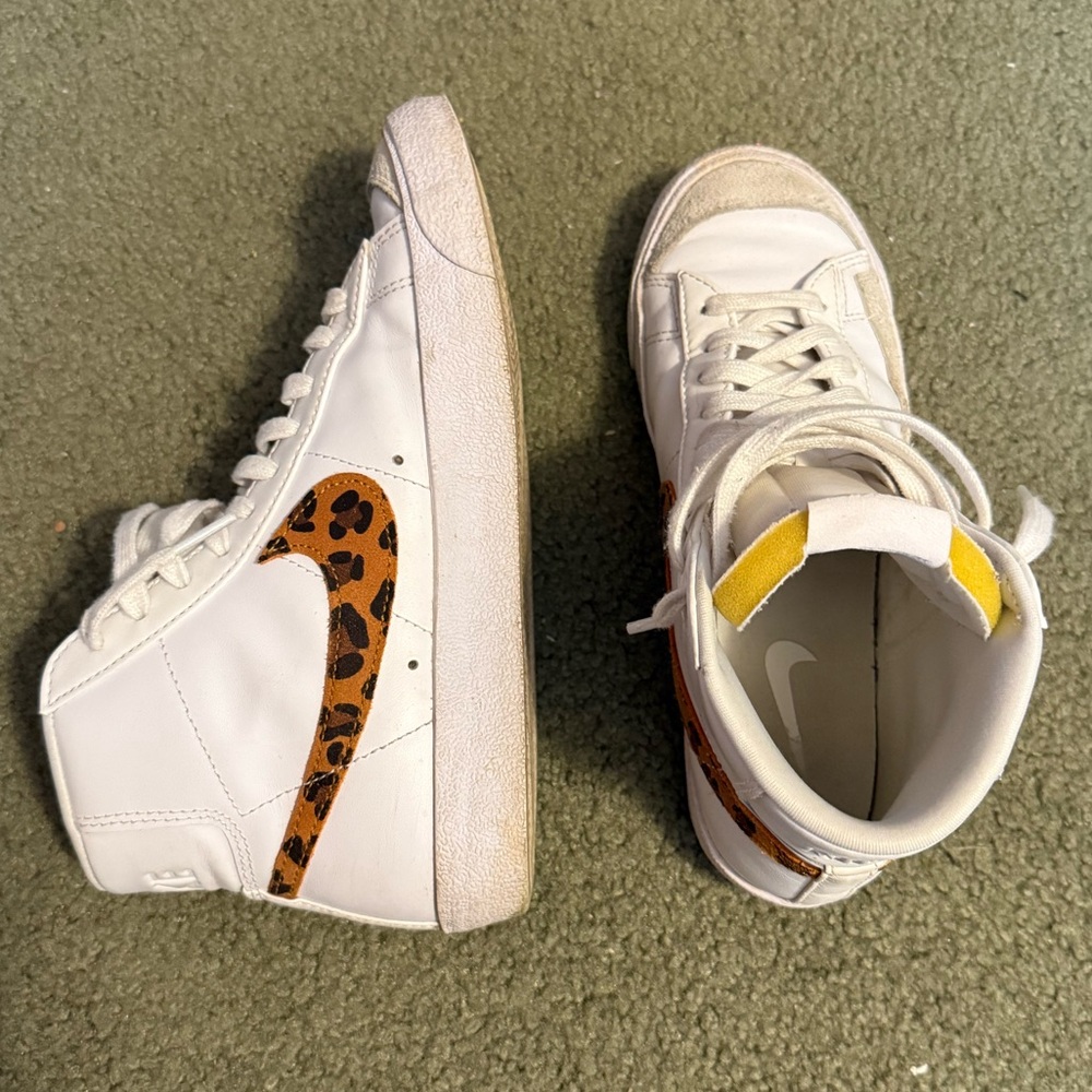 nike cheetah blazers